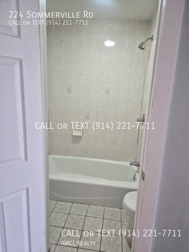 Photo - 224 Sommerville Pl
