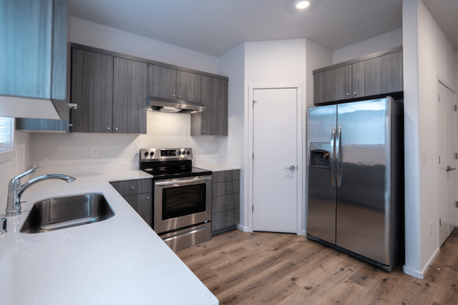 Photo - Minnehaha Meadows