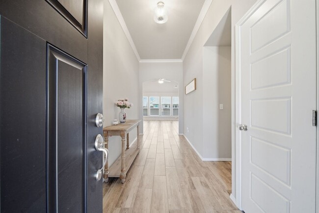 Photo - Like-New 2022 Build in Seven Oaks South