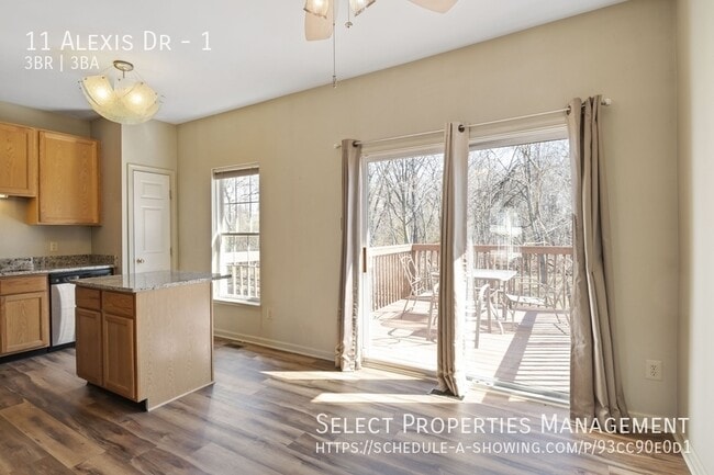 Photo - 11 Alexis Dr