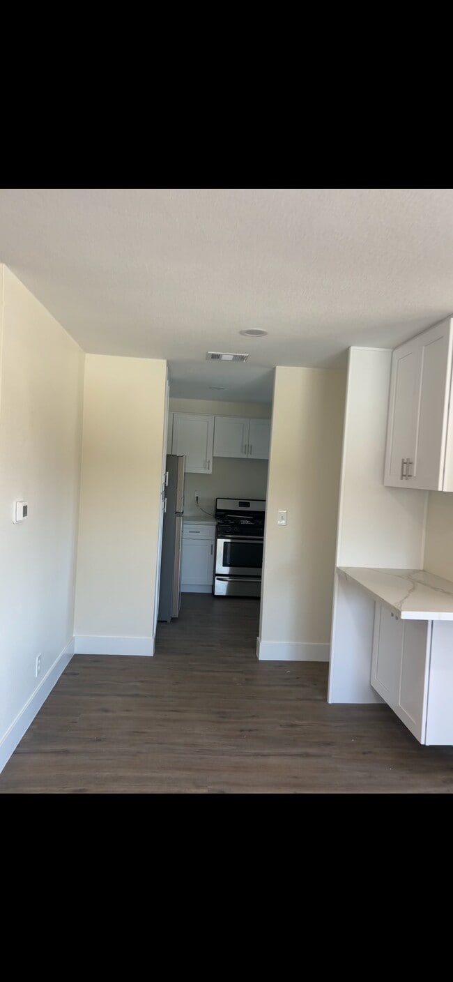 101 W Olive Ave
