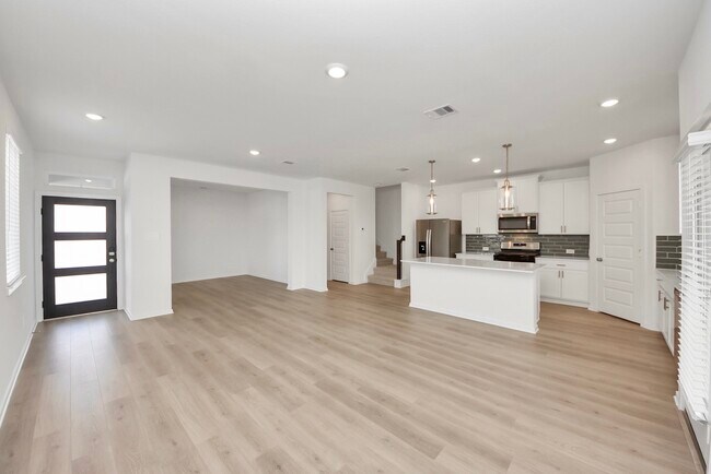 Photo - 1043 Cedar Pl Ln