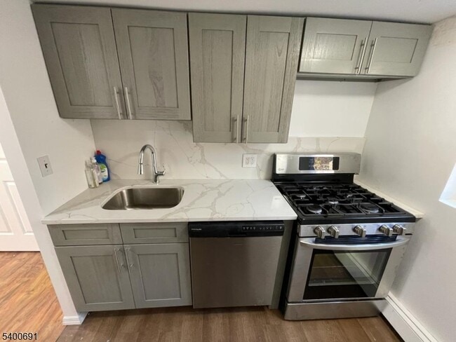 Photo - 22 Spring Ln