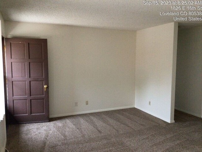 Photo - 2 Bedroom 1 Bath - Garden Level Apartment