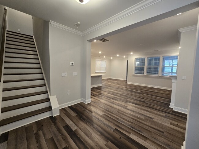 Photo - 324 Natsam Wds Wy