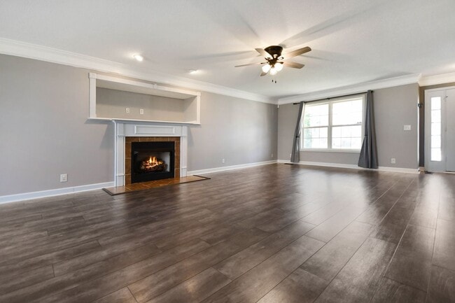 Photo - Pet Friendly Three Bedroom with Bonus!