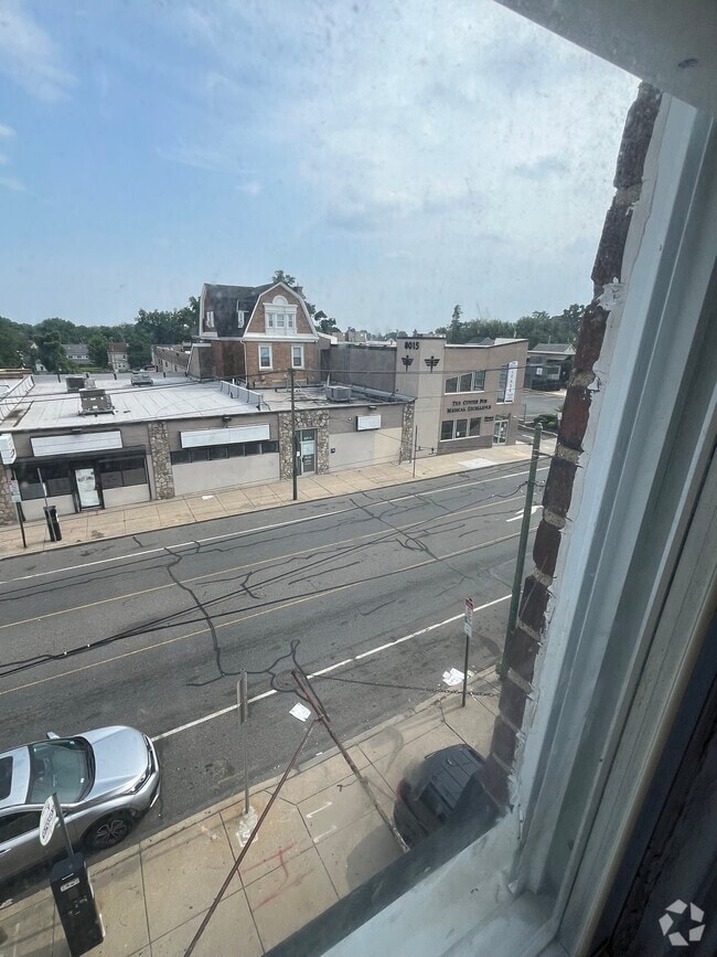 Building Photo - 8022 Frankford Ave Unit 3rd floor Rental