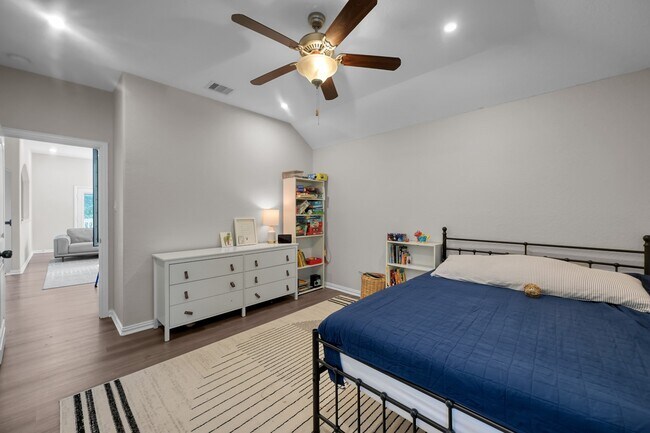 Photo - 339 Capriccio Ln