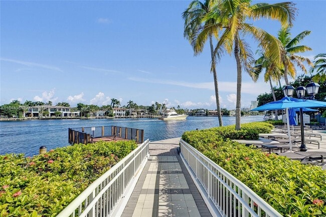 Photo - 21150 Point Pl Unit 406