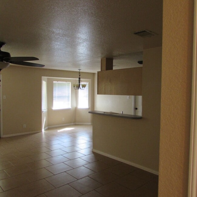 Photo - 2201 Ledgestone Dr