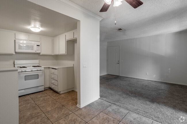 3BR, 2BA -950 SF