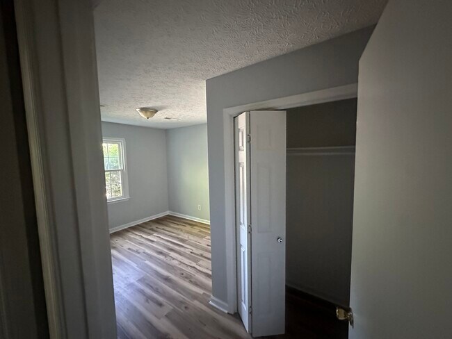 Photo - Daniel Hill Apartments