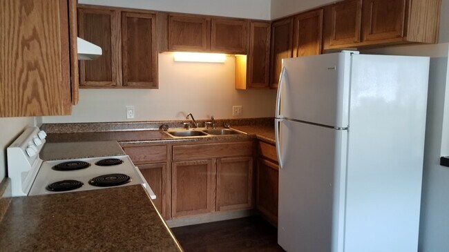 Photo - 141 N Pleasant St Unit 141-1A