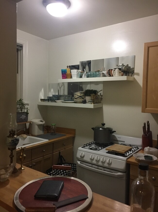 Photo - Chester Apartments