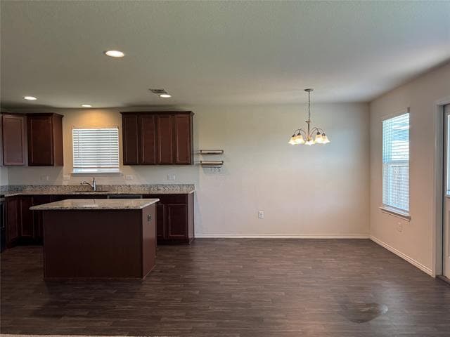 Photo - 1513 Waggoner Dr