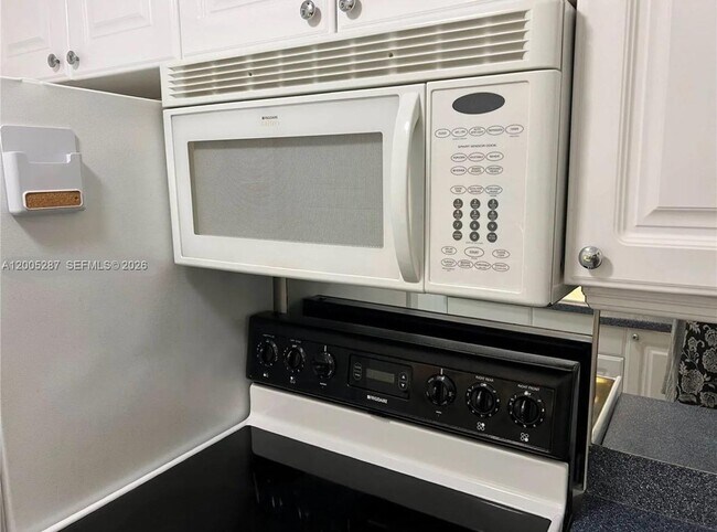 Photo - 500 Layne Blvd Unit 14