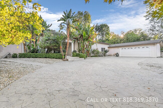 Photo - 19016 Wells Dr
