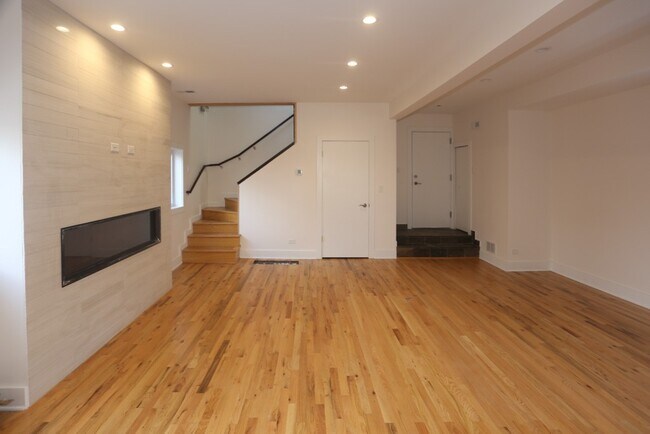 Photo - 1637 N Clybourn Ave Unidad M07H