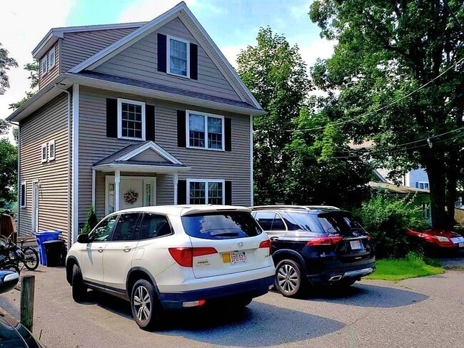 Photo - 117 Marivista Ave