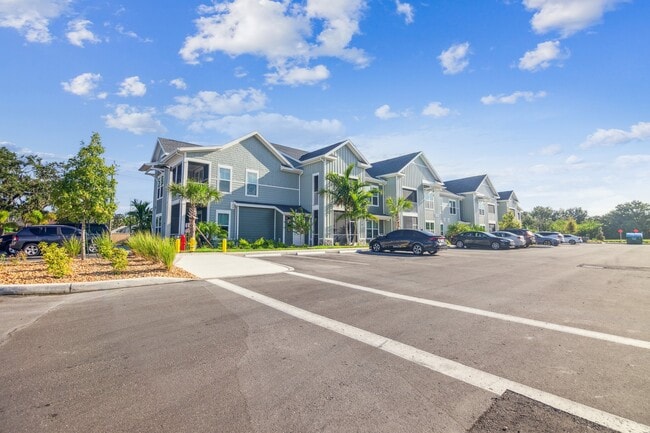 Palm Grove Luxury Apartments