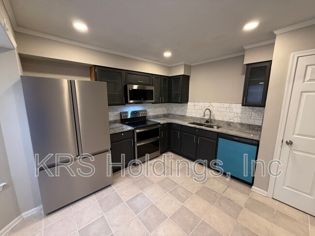 Photo - 146 Corwin Cir