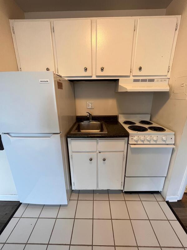 Photo - 134 E Johnson St Unidad 202