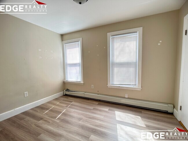 Photo - 61 Clinton St Unit 1