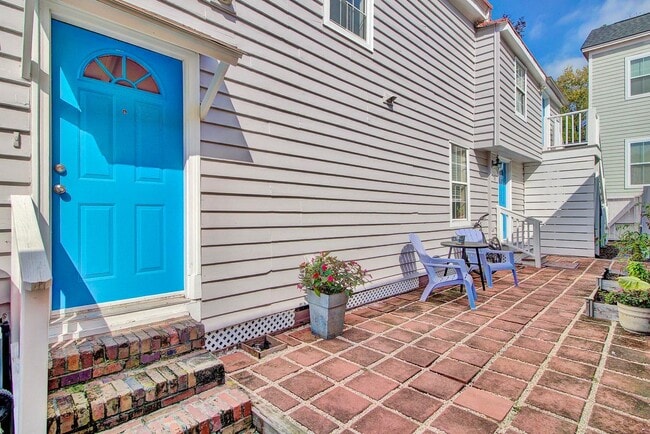 Photo - 286 Ashley Ave Unit 286 Ashley Ave  A