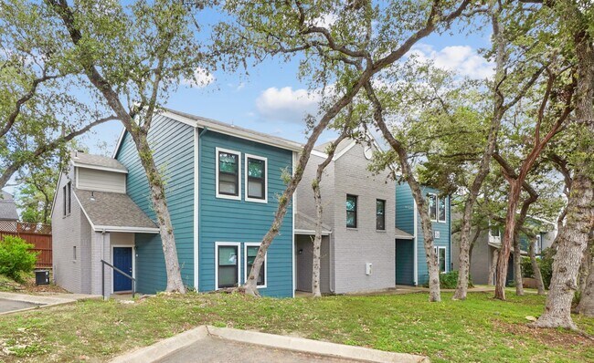 Apex Apartments