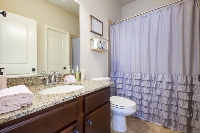 Photo - 27707 Lodgemist Ct