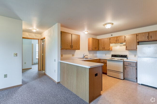 Dos habitaciones - Thompson Meadows Apartments: 55+ Adult