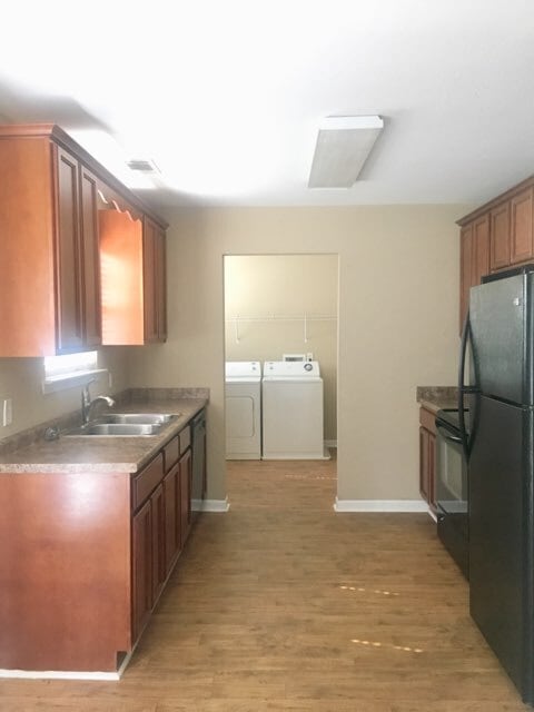 Photo - 203 Herschel Dr