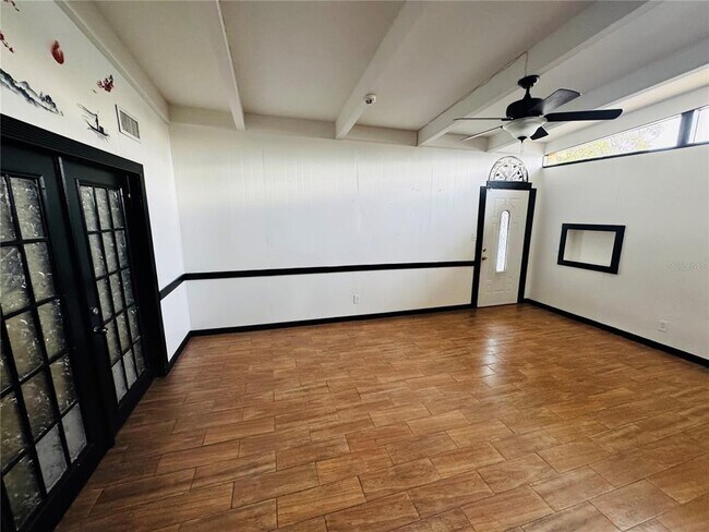 Photo - 1709 Warrington Wy