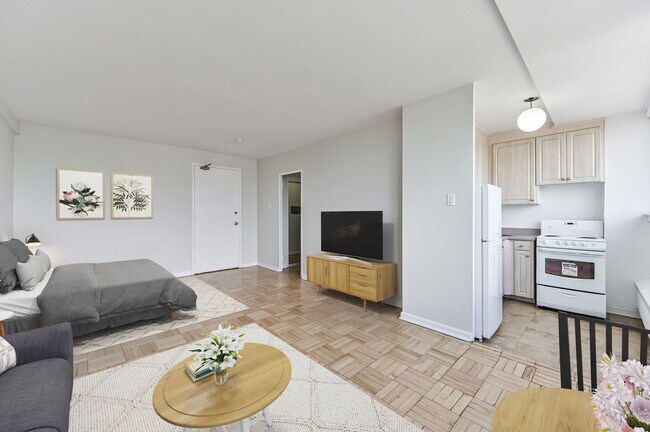 Photo - Skyliner Unit 00912