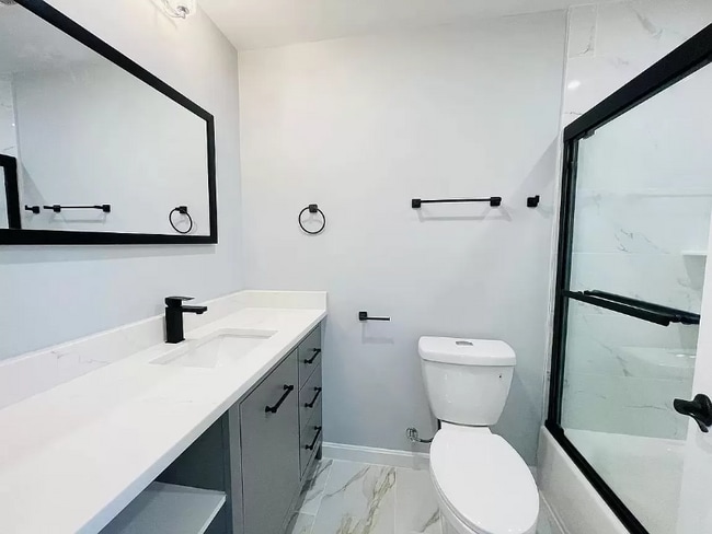 Photo - 487 Lincoln St Unit 2