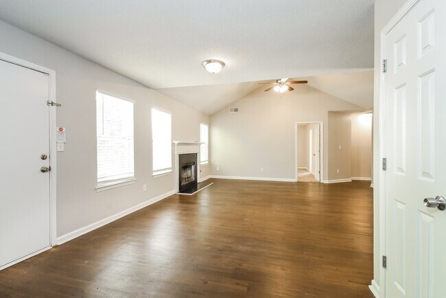 Photo - 3209 Lower Creek Dr