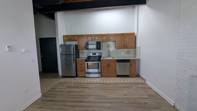 Photo - 2800 Mayfield Rd Unit Coventry - E