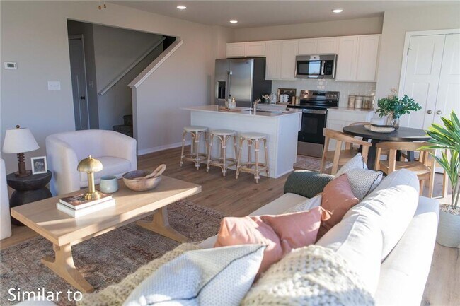 Photo - COMING SOON!! 3 Bed, 2.5 Bat in Pella