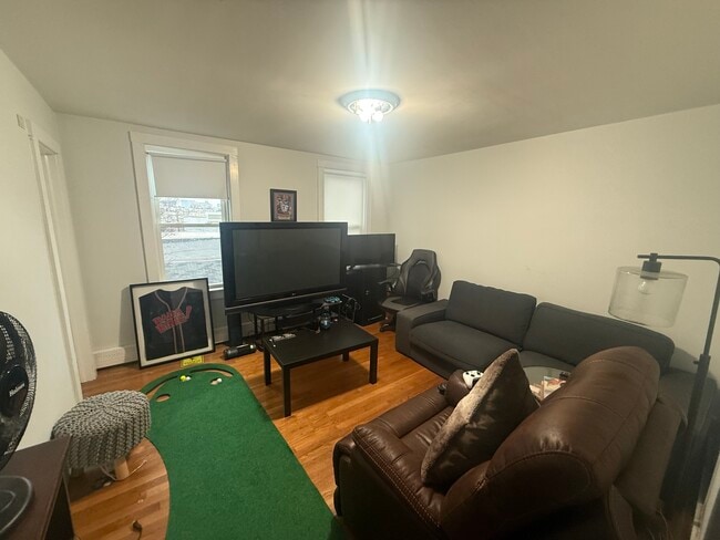 Photo - 66 Middle St