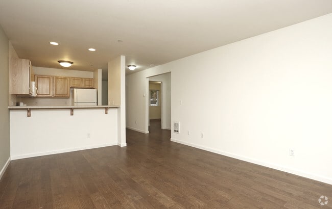 Brighton Square Apartments
