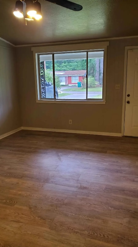 Photo - 3009 Willow Dr