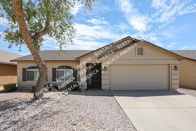 Building Photo - 4819 E Whitehall Dr Rental