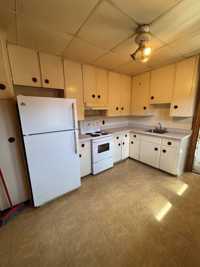 Photo - 313 George St Unit A