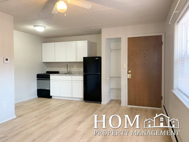 Photo - 107 E Liberty St Unit 1