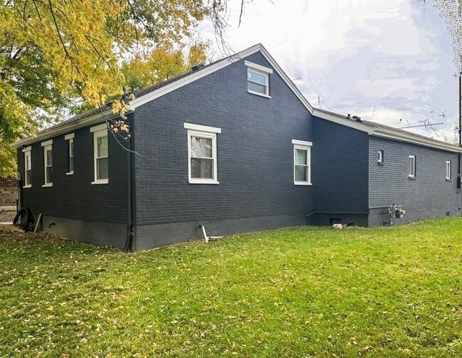 Photo - 8079 W Third St