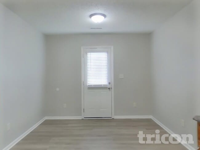 Photo - 345 Bent Stream Ln