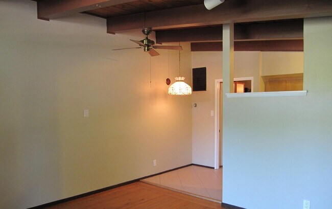 Photo - 1005 Miramonte Ave Unit B