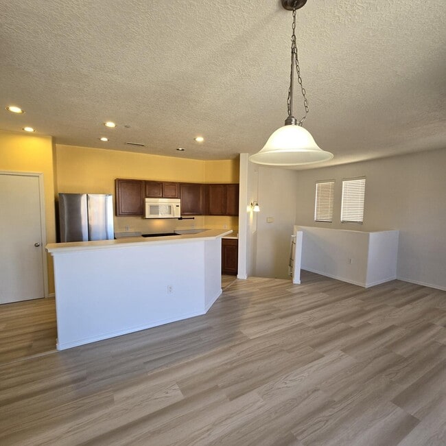 Photo - 601 Menaul Blvd NE Unit 4406