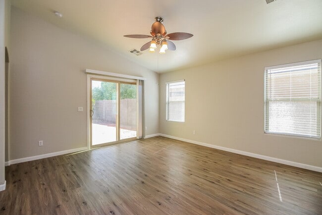 Photo - 18651 N Madison Rd