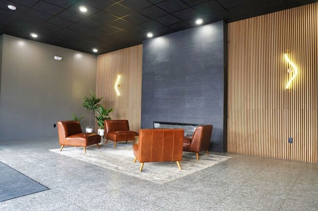 Photo - District 425